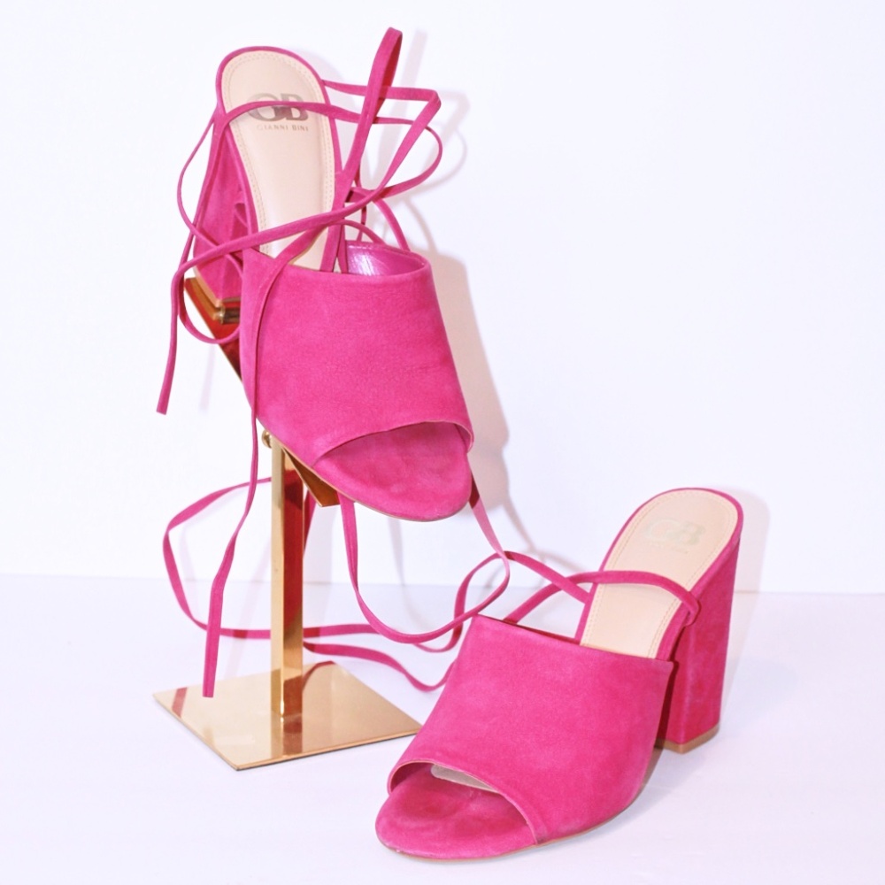 Gianni Bini Kat Kall Magenta Suede Heels Size (8.5)